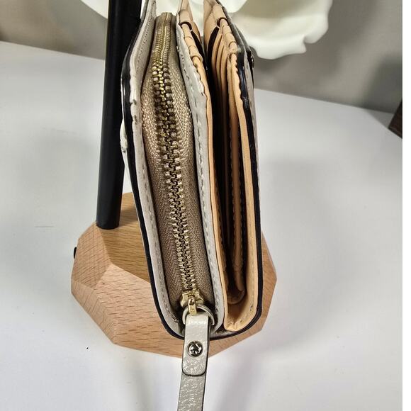 kate spade Grey/Khaki Bi-fold Snap Wallet - Picture 4 of 8